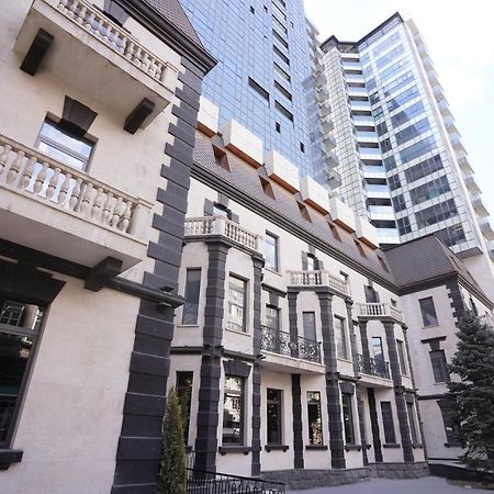 Soho Hotel City Centre Erivan Exterior foto